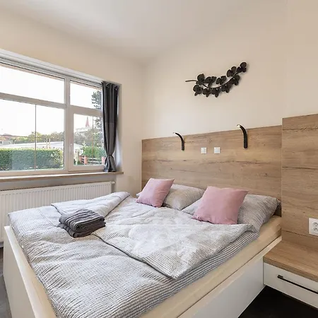 Apartsee Wellness 3*