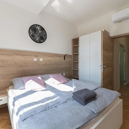 아파트호텔 Apartsee Wellness 3*