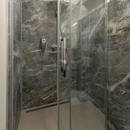 Apartsee Wellness Apart Otel