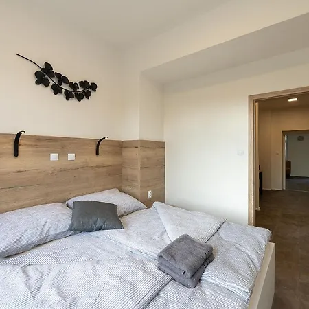 Ξενοδοχείο με διαμερίσματα Apartsee Wellness Πίλζεν