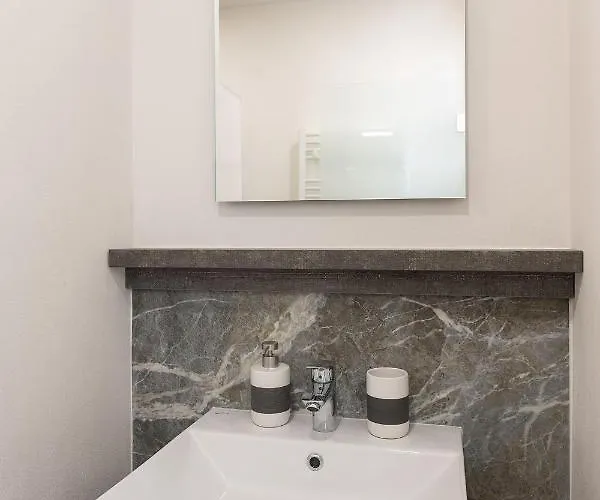 Apartsee Wellness Apart-hotel Plzeň