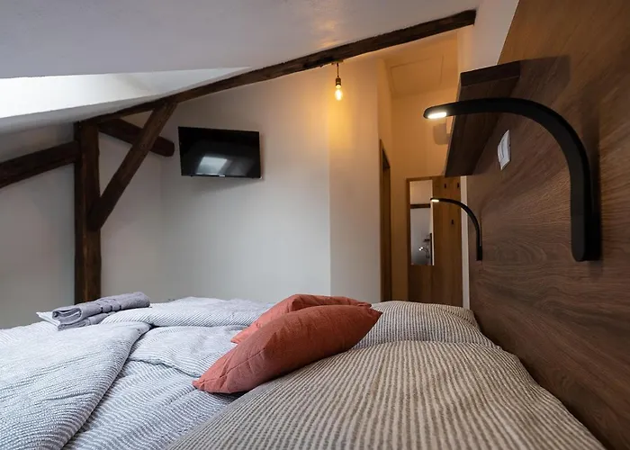 Apartsee Wellness Aparthotel 3*