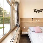 Apartsee Wellness Aparthotel 3*