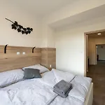Aparthotel Apartsee Wellness Plzen