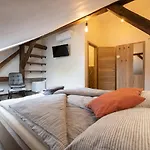 Apartsee Wellness Aparthotel Plzen