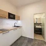 Apartsee Wellness