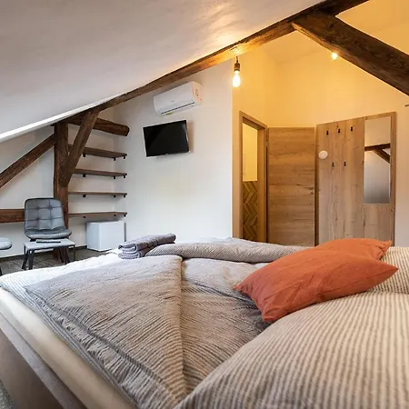 Apartsee Wellness Apart Otel Plzeň