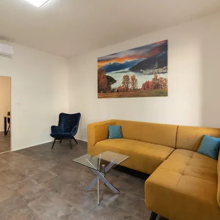 Apartsee Wellness Apart Otel 3*