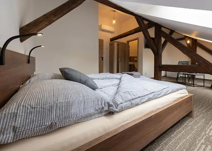 Apartsee Wellness Aparthotel Plzen