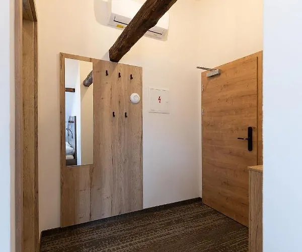 Apartsee Wellness