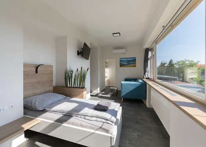 Aparthotel Apartsee Wellness Plzen