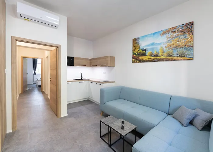 Aparthotel Apartsee Wellness 3*